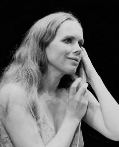 Liv Ullmann