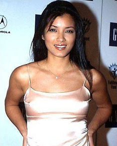 Kelly Hu